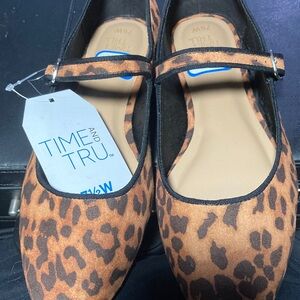 Time and Tru Brown Leopard Print Flats
